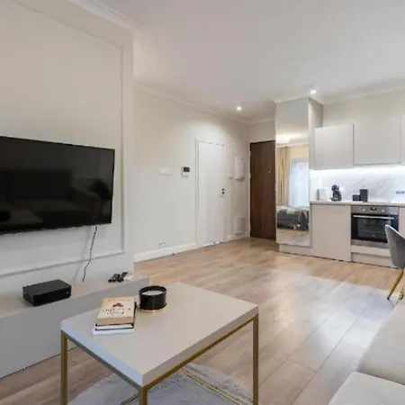Urban Chic - Mennica Luxury For 10 Guests In Lejlighed