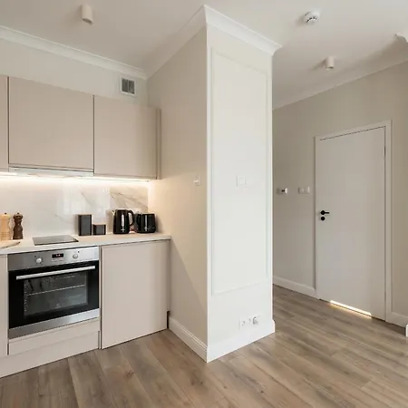 Urban Chic - Mennica Luxury For 10 Guests In Apartamento