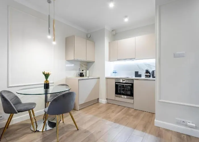Urban Chic - Mennica Luxury For 10 Guests In وارسو