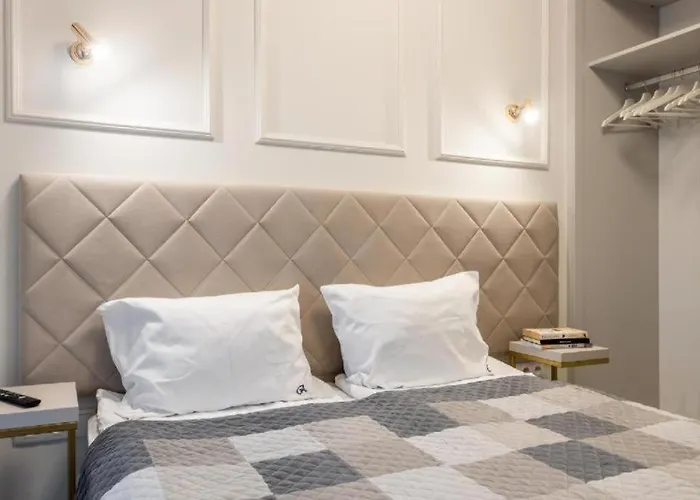 Apartman Urban Chic - Mennica Luxury For 10 Guests In *