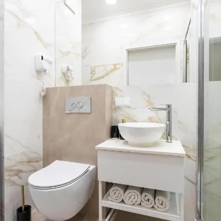 Urban Chic - Mennica Luxury For 10 Guests In